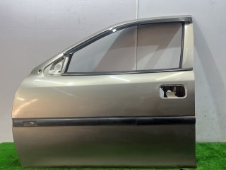 дверь передняя левая Opel Vectra B 1998, 1.8 л., бензин, МКПП, универсал, передний привод