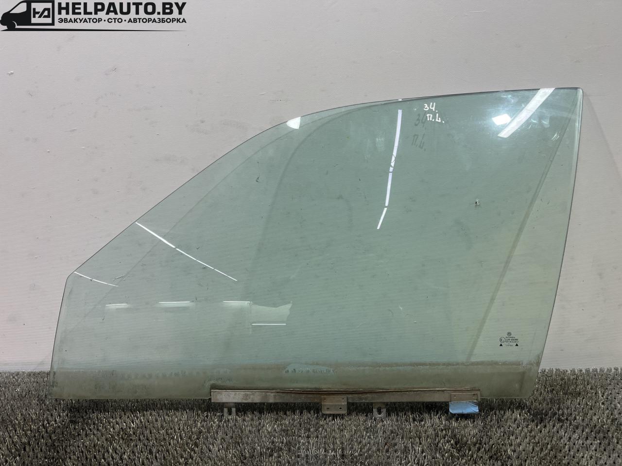 стекло двери передней левой Volkswagen Passat B3 1991, 1.8 л., бензин, МКПП, белый, седан, передний привод, 43R-000981 - фото №1