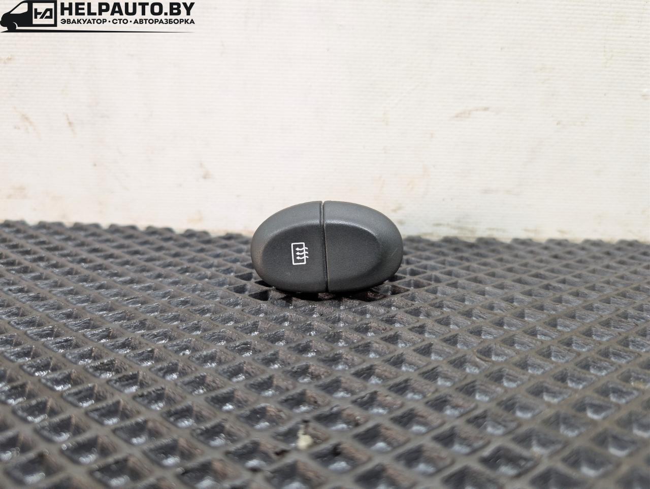 кнопка обогрева заднего стекла Renault Scenic 1 поколение 1998, 1.9 л., F9Q 734, дизель, синий, минивэн, передний привод, 841243 - фото №1