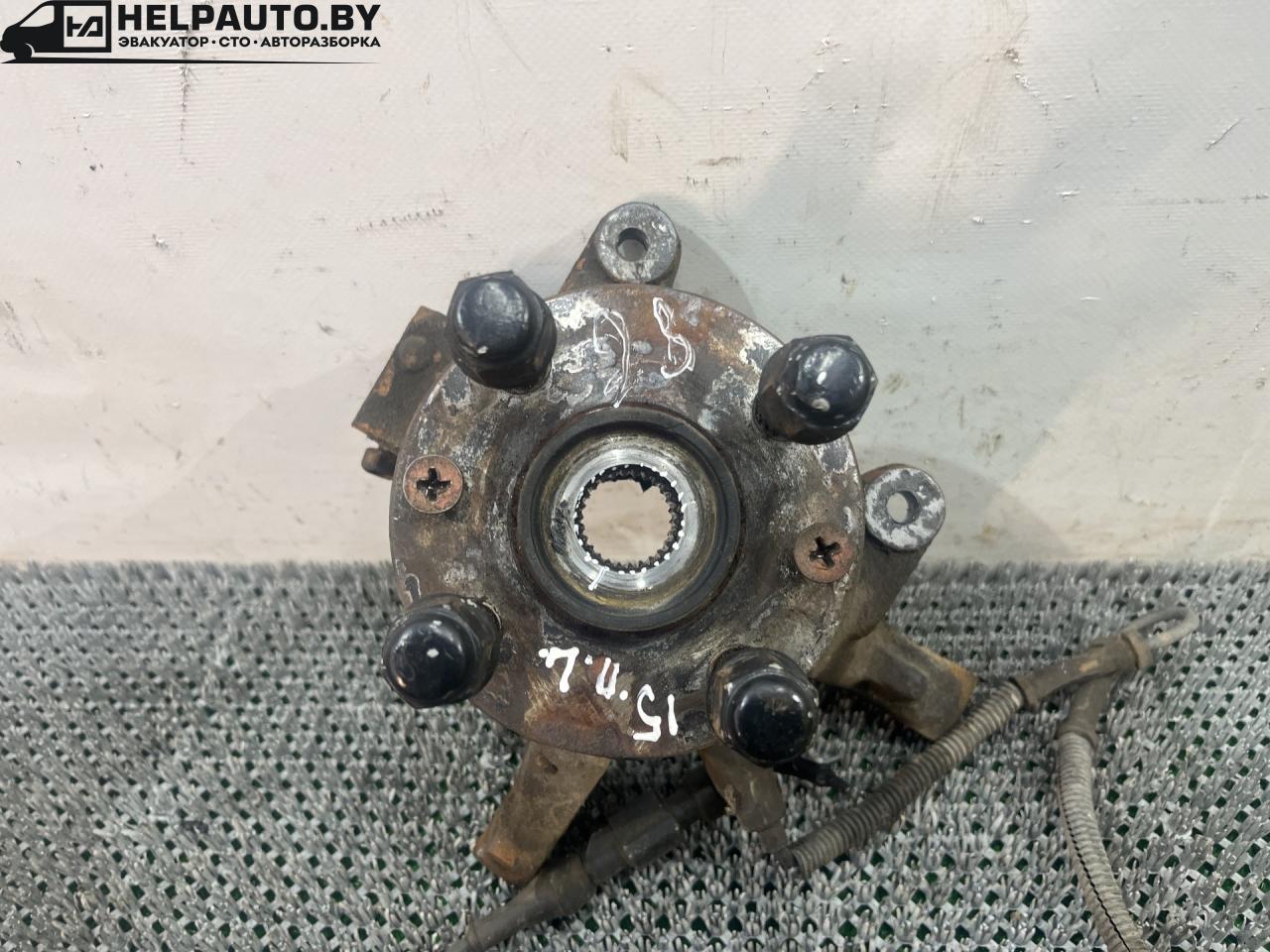 ступица передняя левая Kia Shuma 1 поколение 1999, 1.5 л., бензин, МКПП, красный, хетчбэк 5 дв., передний привод - фото №1