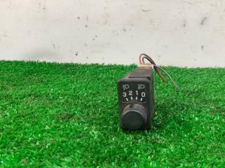 кнопка корректора фар Nissan Primera P11 1998, 2.0 л., SR20DE, бензин, 5МКПП, серебристый, седан, передний привод