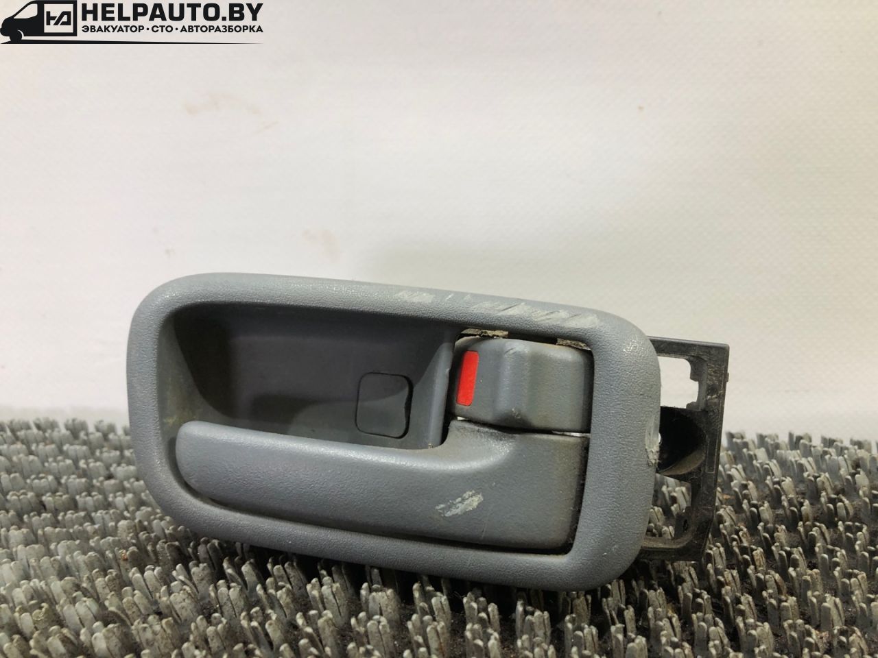ручка внутренняя задняя правая Toyota RAV4 2 поколение (XA20) 2002, 2.0 л., дизель, МКПП, серебристый, седан - фото №1