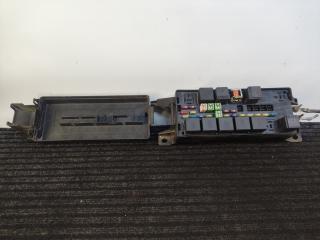 блок предохранителей Chrysler Voyager 3 поколение 1998, 2.4 л., EDZ, бензин, МКПП, зеленый, минивэн, передний привод