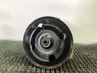 насос гидроусилителя руля Ford Focus 2 поколение [рестайлинг] 2009, 1.6 л., бензин, МКПП, черный, универсал, передний привод