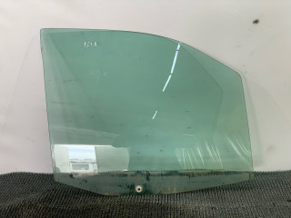 стекло двери передней правой Fiat Scudo 1 поколение (1996 - 2007), 2.0 л., дизель, МКПП, белый, минивэн, передний привод