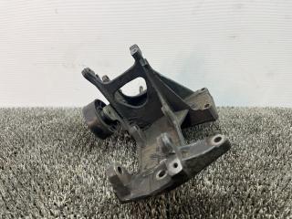 кронштейн генератора Citroen Xantia 1 поколение 1997, 1.8 л., бензин, МКПП, синий, универсал, передний привод, 9625200880