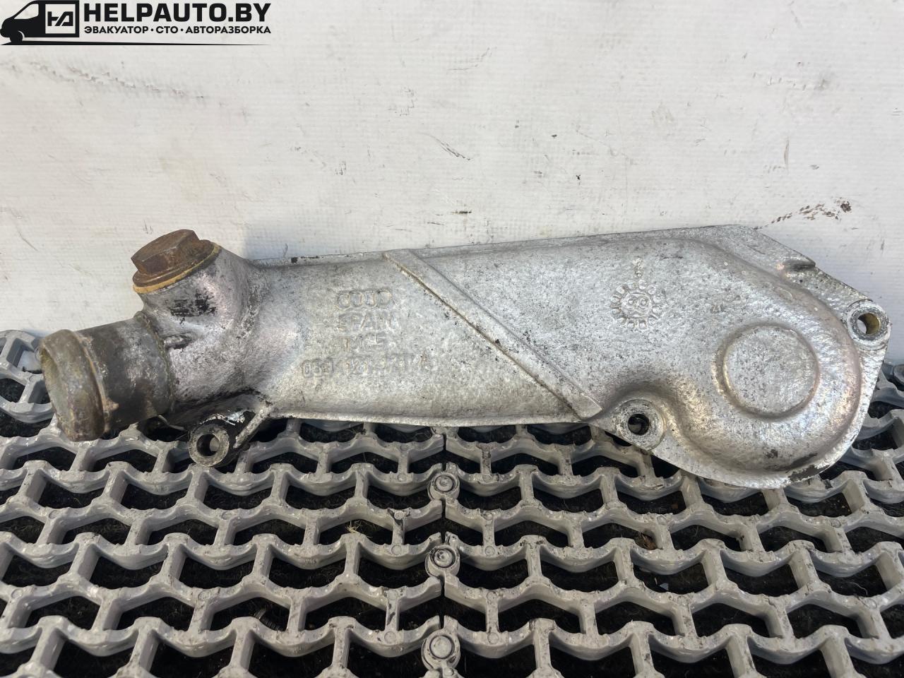 корпус термостата Audi A6 4B/C5 1999, 2.5 л., дизель, АКПП, зеленый, универсал, 059121121A - фото №1