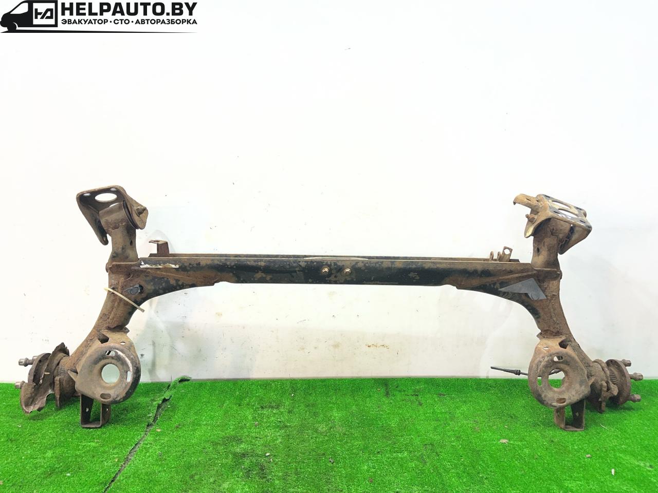 балка подвески задняя Volkswagen Jetta 4 поколение 2001, 2.0 л., AQY, бензин, МКПП, синий, седан, передний привод - фото №1