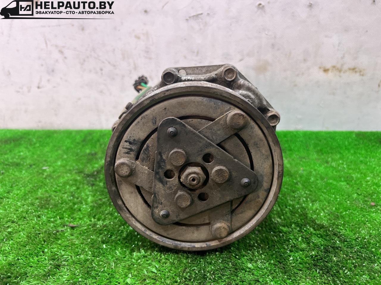 компрессор кондиционера Volkswagen Jetta 4 поколение 2001, 2.0 л., AQY, бензин, МКПП, синий, седан, передний привод, 0114910840 - фото №1
