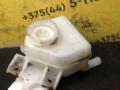бачок тормозной жидкости Nissan Almera Tino V10 2001, 2.2 л., YD22DDT, дизель, МКПП, берюзовый, минивэн, передний привод - фото №3