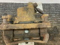 суппорт передний правый Mitsubishi Lancer 7 поколение 1997, 1.6 л., 4G92 (DOHC 16V), бензин, МКПП, синий, универсал, передний привод - фото №6