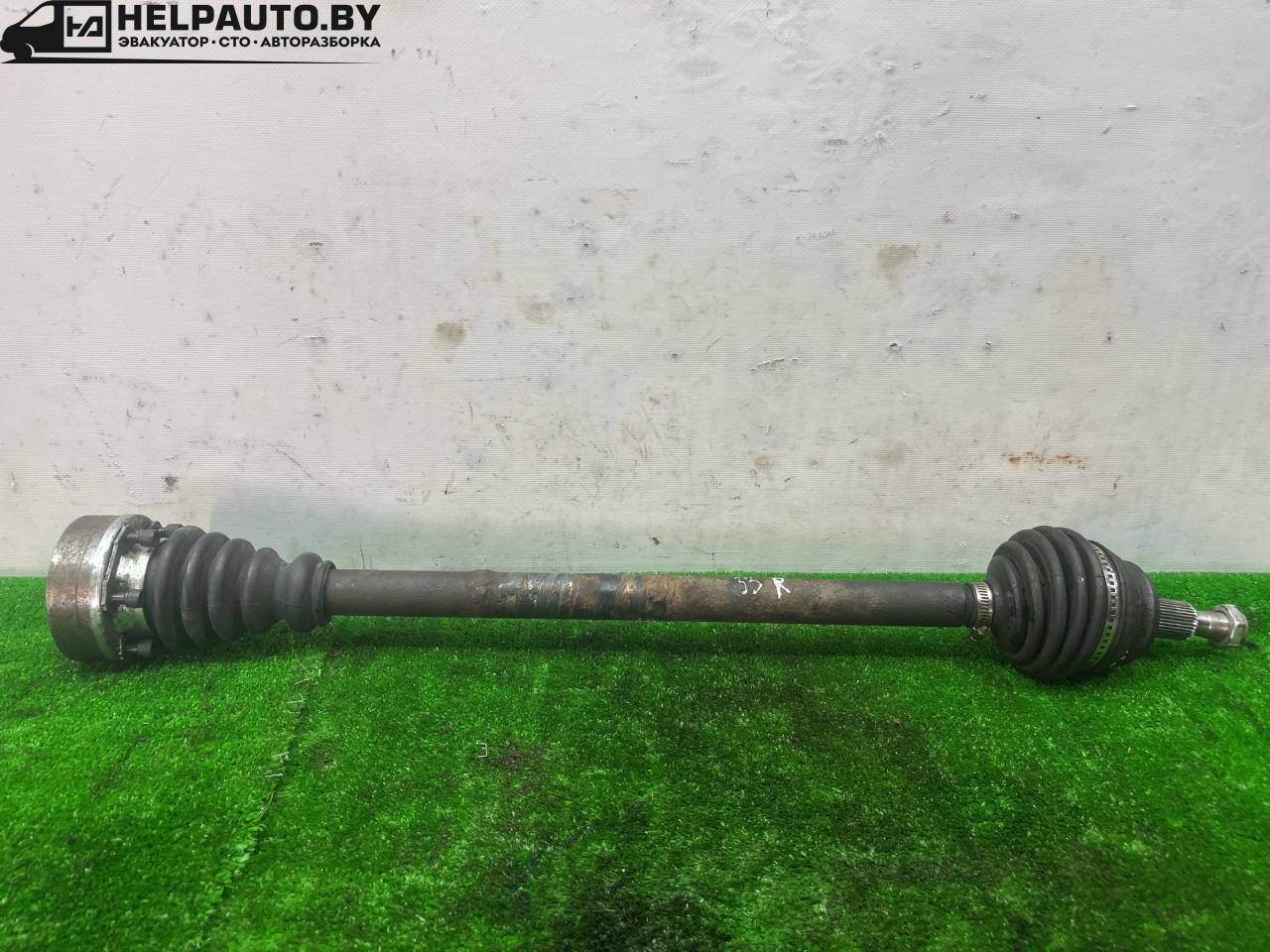 полуось передняя правая (приводной вал, ШРУС) Volkswagen Jetta 4 поколение 2001, 2.0 л., AQY, бензин, МКПП, синий, седан, передний привод - фото №1