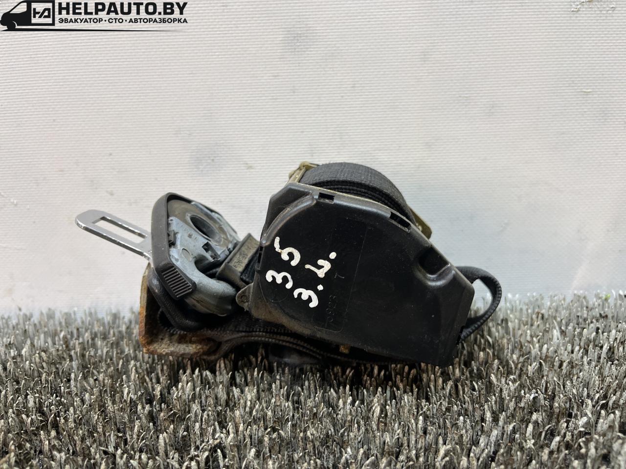 ремень безопасности Opel Astra F 1994, 1.7 л., дизель, 5МКПП, зелёный, хетчбэк 5 дв., передний привод, 16756102 - фото №1