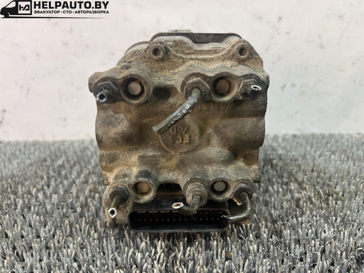 блок ABS Ford Focus 1 поколение (1998 - 2001), дизель, МКПП, белый, универсал, передний привод, 00334684 - фото №1