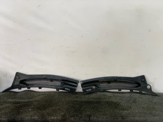 дождевик Daewoo Nubira J100 1998, 1.6 л., i, A16DMS, бензин, МКПП, зелёный металлик, хетчбэк 5 дв., передний привод