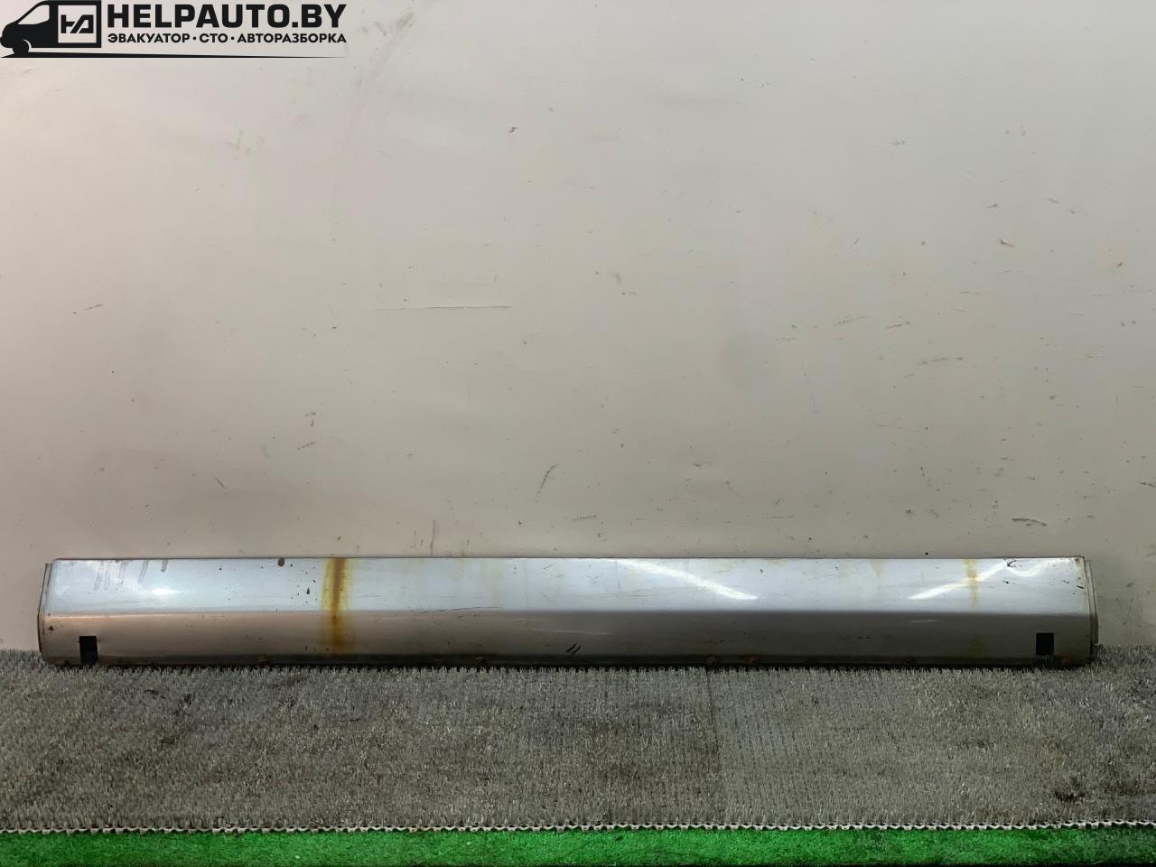 накладка на порог Hyundai Terracan 1 поколение 2003, 2.5 л., D4BH, дизель, АКПП, серебристый, внедорожник 5 дв., полный подключаемый привод - фото №1