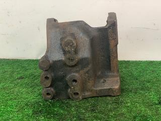 кронштейн двигателя Opel Monterey A 1997, 3.1 л., дизель, МКПП, внедорожник 5 дв.