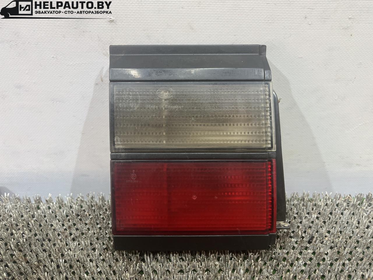 фонарь крышки багажника левый Volkswagen Passat B3 1991, 1.8 л., бензин, МКПП, белый, седан, передний привод, 357945107 - фото №1