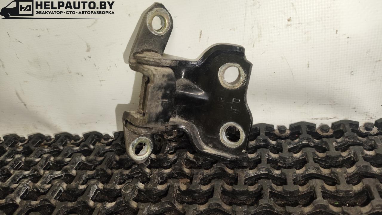 петля двери Suzuki Baleno 1 поколение 2002, 1.5 л., бензин, МКПП, чёрный, седан - фото №1