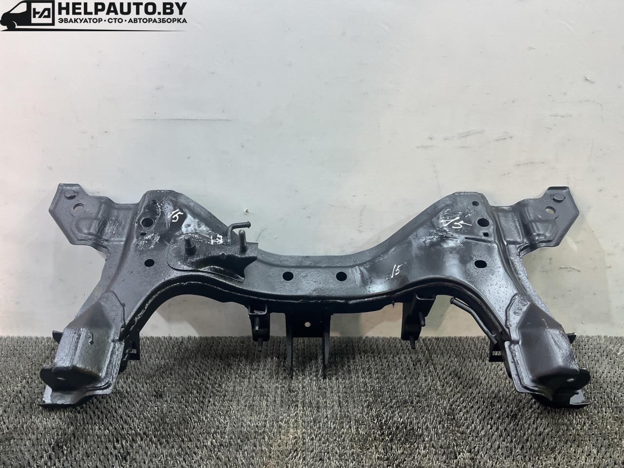 балка подвески передняя (подрамник) Kia Shuma 1 поколение 1999, 1.5 л., бензин, МКПП, красный, хетчбэк 5 дв., передний привод - фото №1