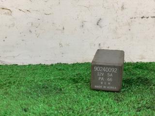 реле стеклоочистителей Daewoo Nexia 1 поколение 2000, 1.5 л., G15MF, бензин, МКПП, красныц, хетчбэк 5 дв., передний привод, 90240092