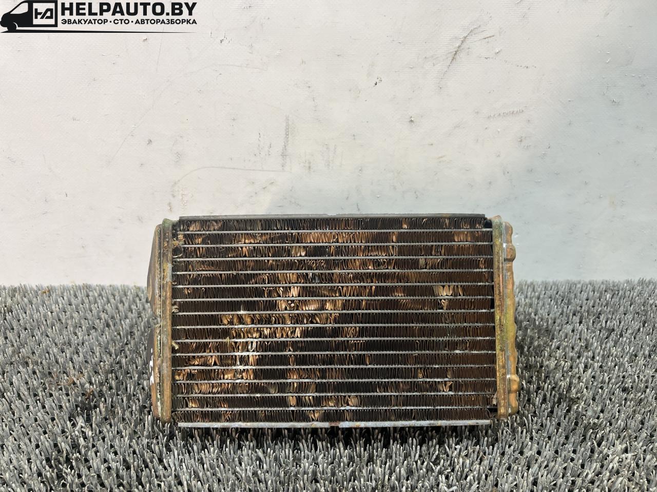 радиатор отопителя (печки) Rover 600 Series 1 поколение 1994, 2.0 л., бензин, МКПП, зелёный, седан, передний привод - фото №1