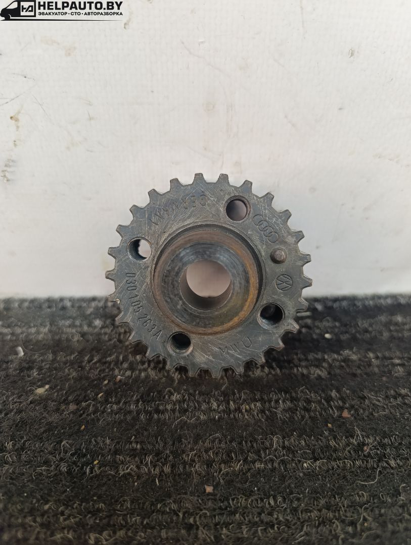 шестерня (звездочка) коленвала Volkswagen Polo 2 поколение 1990, 1.3 л., бензин, МКПП, синий, хетчбэк 3 дв., передний привод - фото №1