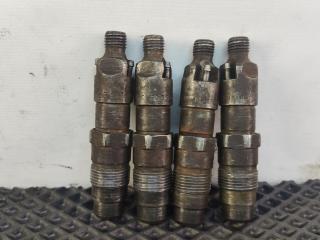 форсунка Peugeot Boxer 1 поколение (1981 - 1993), 2.5 л., дизель, МКПП, KCE30S, 57205268
