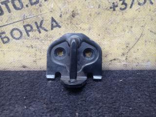 ответная часть (скоба) замка двери Ford Focus 2 поколение 2006, 1.6 л., HWDA, бензин, МКПП, красный, хетчбэк 5 дв., передний привод