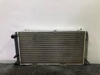 радиатор (основной) Audi 80 B3 (1986 - 1991), 1.8 л., бензин, МКПП, серый, передний привод