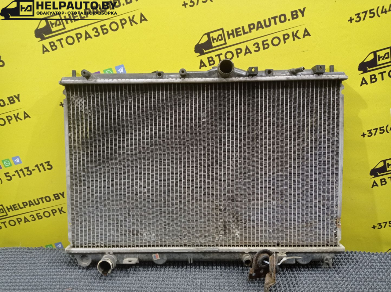 радиатор (основной) Volvo V40 1 поколение 1999, 2.0 л., B 4204 S, бензин, АКПП, синий, универсал, передний привод - фото №1