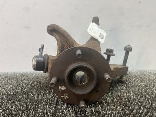 ступица передняя правая Nissan Maxima A32 1997, 2.0 л., VQ20DE, бензин, 5МКПП, зеленый, седан, передний привод