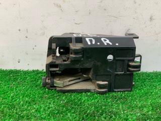 ручка внутренняя передняя правая Nissan Primera P11 1998, 2.0 л., SR20DE, бензин, 5МКПП, серебристый, седан, передний привод