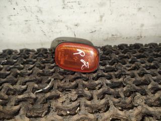 повторитель поворота на крыле Toyota Carina E 1 поколение T190 1995, 1.6 л., 4A-FE, бензин, МКПП, зелёный, хетчбэк 5 дв., передний привод