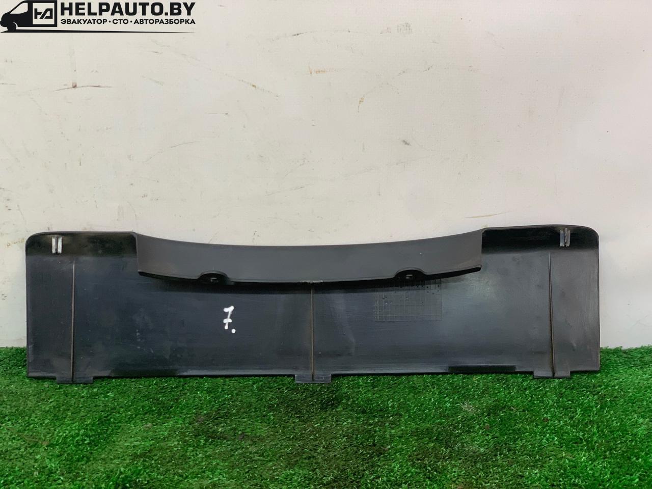 пластик Iran Khodro Samand 1 поколение 2005, 1.8 л., бензин, 5МКПП, серебристый, седан, передний привод, 5121055 - фото №1