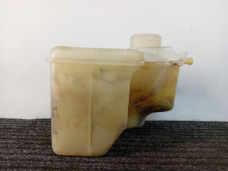 бачок расширительный Renault Laguna 1 поколение [рестайлинг] 2000, 2.0 л., F4R 760, бензин, МКПП, светло бирюзовый, хетчбэк 5 дв., передний привод, 7700823704