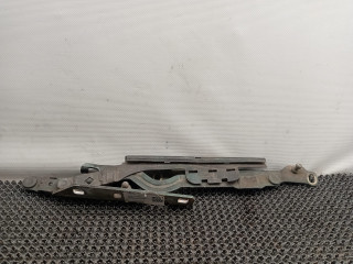 петля крышки багажника Opel Omega B (1994 - 1999), 2.0 л., X 20 XEV, бензин, седан