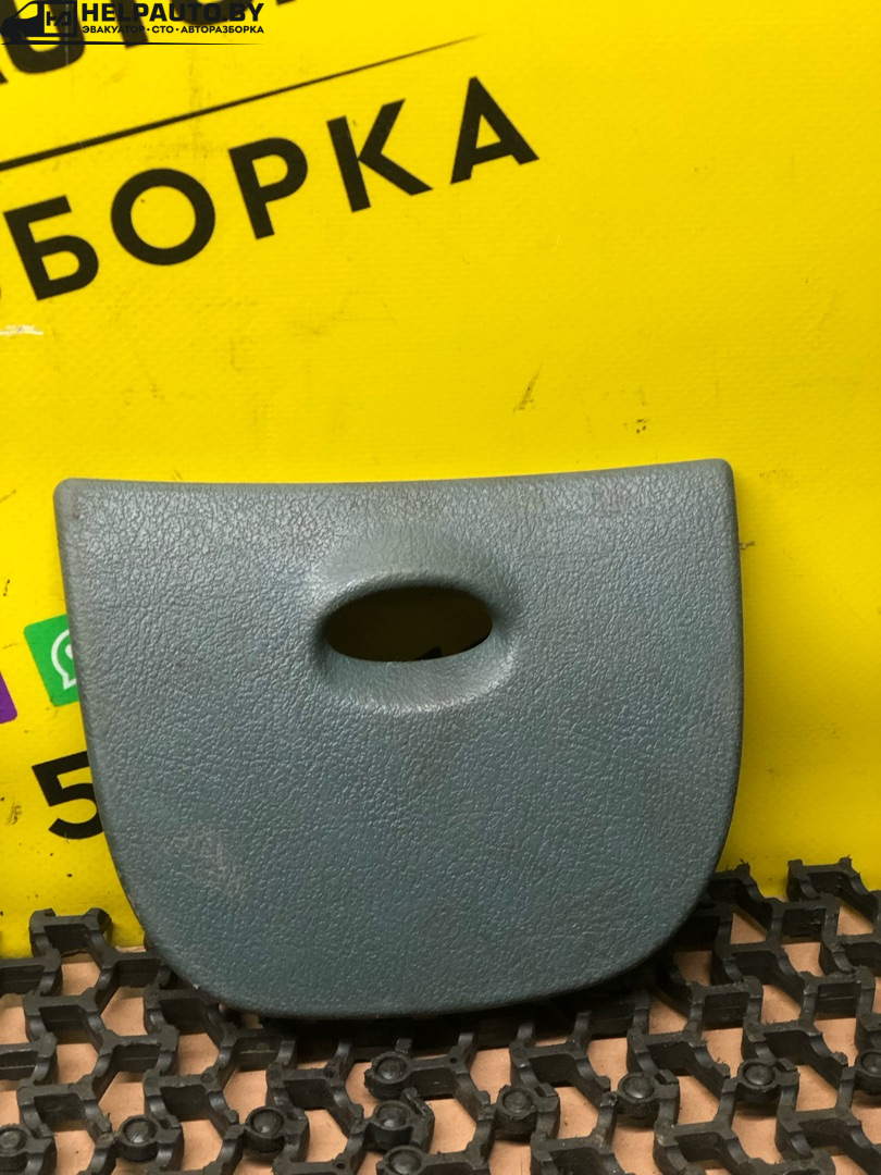 крышка блока предохранителей Renault Megane 1 поколение 1996, 1.6 л., K7M 702, бензин, МКПП, синий, купе, передний привод - фото №1