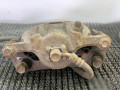суппорт передний правый Honda Jazz 1 поколение 2002, 1.3 л., L13B, бензин, МКПП, голубой, хетчбэк 5 дв., передний привод - фото №2