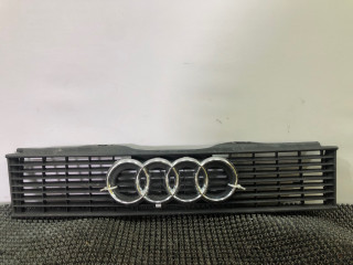 решетка радиатора Audi 80 B3 (1986 - 1991), 1.8 л., бензин, МКПП, серый, передний привод