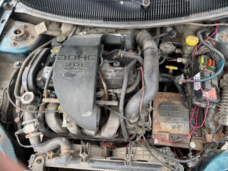 Dodge Neon 1 поколение
