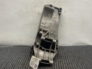 кронштейн генератора Volkswagen Golf 3 поколение 1995, 1.9 л., 1Y, дизель, МКПП, белый, универсал, передний привод