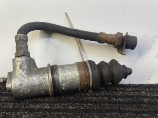 цилиндр сцепления главный Alfa Romeo 146 1 поколение 1997, 1.4 л., бензин, МКПП, красный, хетчбэк 5 дв., передний привод