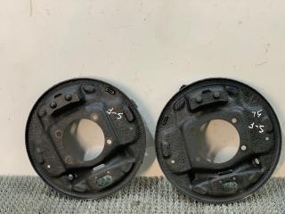 защитный кожух тормозного механизма Hyundai Santa Fe 1 поколение (SM) 2003, 2.4 л., бензин, МКПП, серебристый, внедорожник 5 дв., передний привод