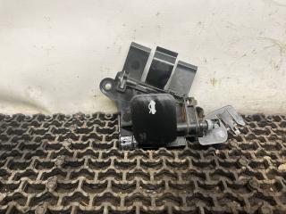 ручка открывания капота Ford Fusion 1 поколение [рестайлинг] 2009, 1.4 л., FXJA, бензин, 5МКПП, серебристый, хетчбэк 5 дв., передний привод