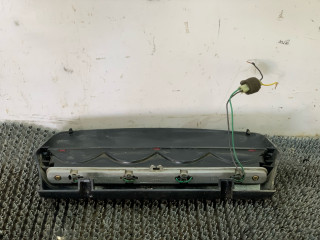 дополнительный стоп-сигнал Daewoo Nubira J100 1998, 1.6 л., i, A16DMS, бензин, МКПП, зелёный металлик, хетчбэк 5 дв., передний привод