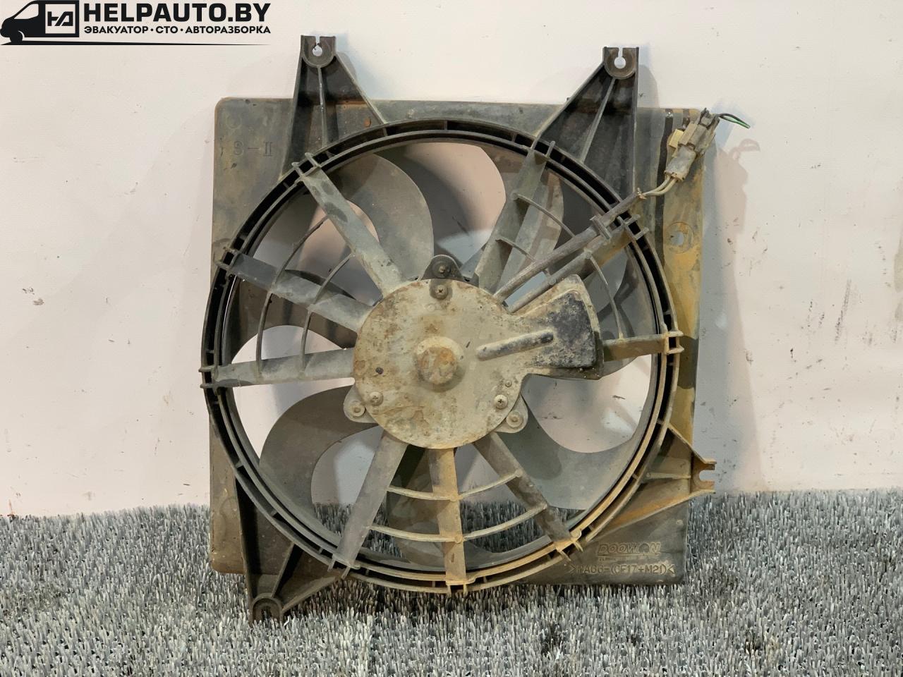 вентилятор радиатора Kia Shuma 1 поколение 1999, 1.5 л., бензин, МКПП, красный, хетчбэк 5 дв., передний привод - фото №1