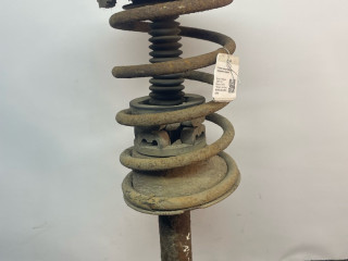 стойка передняя правая Renault Megane 1 поколение 1996, 1.6 л., бензин, МКПП, черный, хетчбэк 5 дв., передний привод