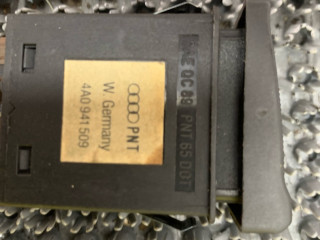 кнопка аварийной сигнализации Audi A6 4A/C4 1996, 2.5 л., дизель, МКПП, универсал, передний привод, 4A0941509
