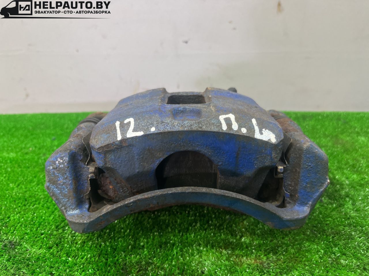 суппорт передний левый Mitsubishi Mirage 5 поколение 2002, 1.5 л., бензин, АКПП, чёрный, купе, передний привод - фото №1